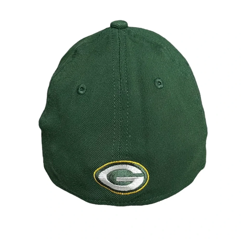 Green Bay Packers Hat Cap Fitted Mens Medium NFL Football 39THIRTY New Era Green